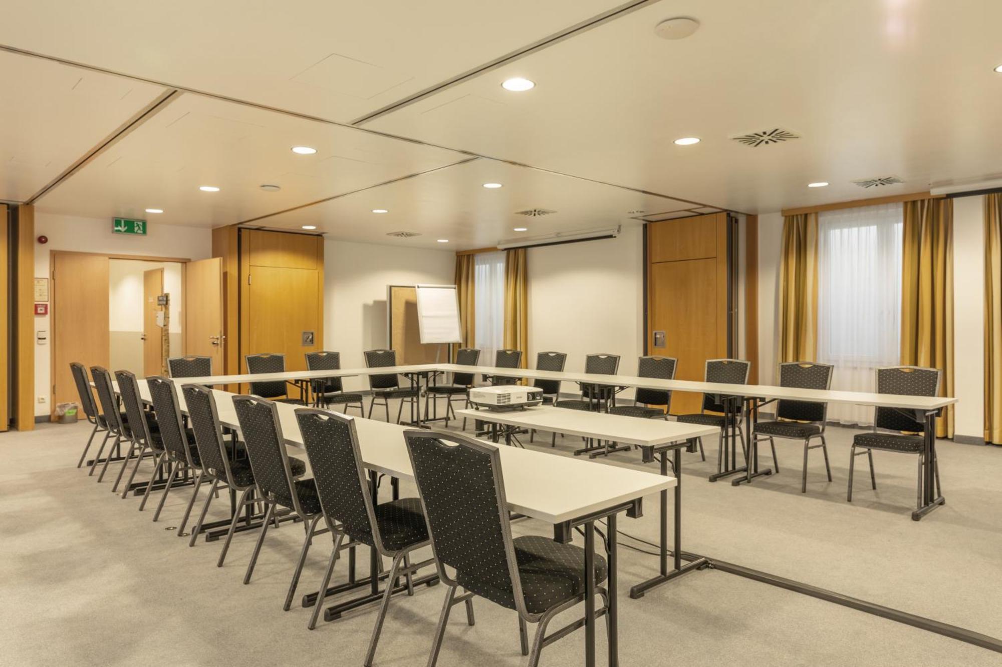 Quality Hotel y Suites Muenchen Messe Haar  Exterior foto