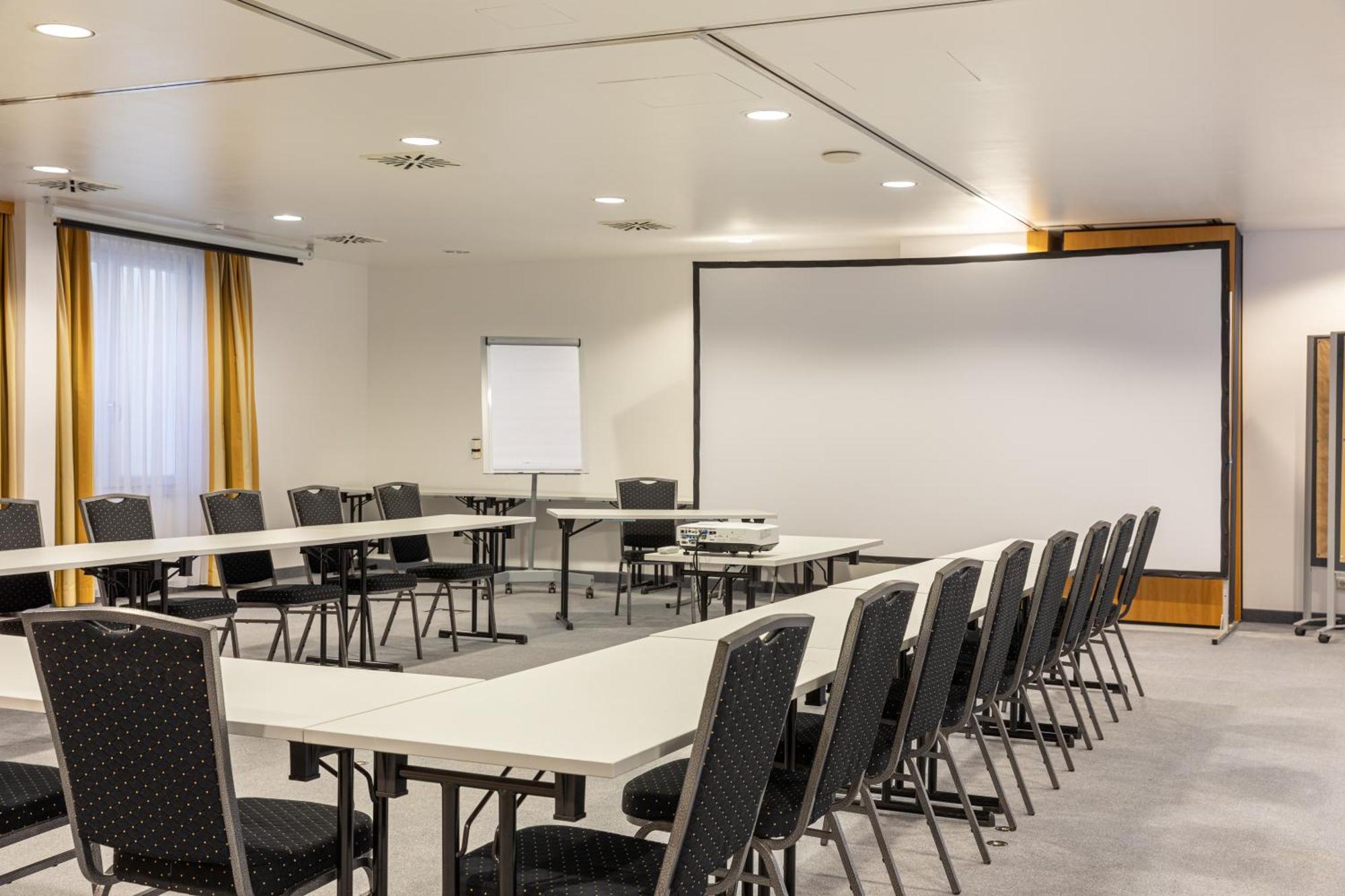 Quality Hotel y Suites Muenchen Messe Haar  Exterior foto